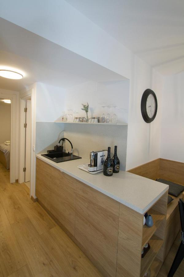 Hat Old Town Designer Apartments Brasov Luaran gambar