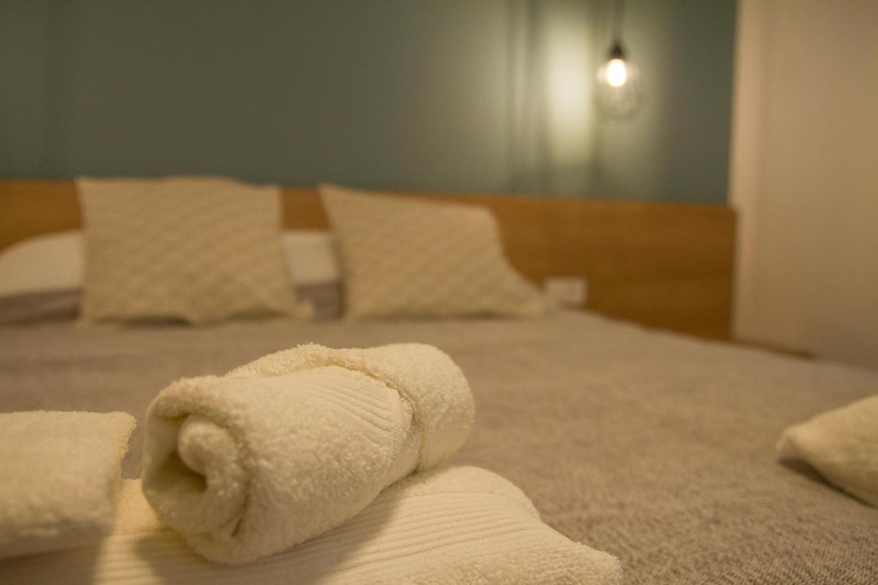 Hat Old Town Designer Apartments Brasov Luaran gambar
